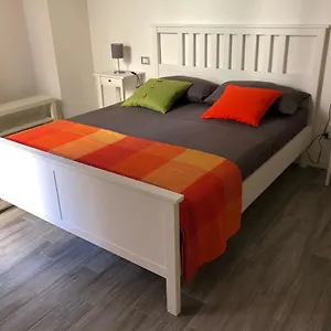 Apartment Am's