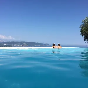 Le Relais מלון